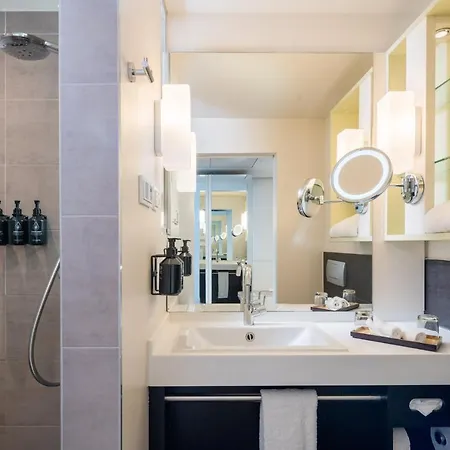 Indigo - - Victoriaplatz By Ihg Düsseldorf