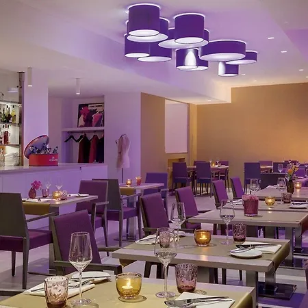 Indigo - - Victoriaplatz By Ihg Dusseldorf