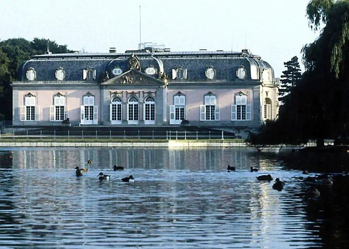 인디고 - 빅토리아플랏츠 호텔 뒤셀도르프