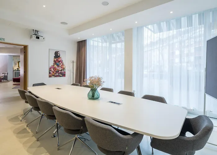 Indigo - - Victoriaplatz By Ihg 4*