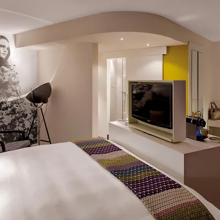 Hotel Indigo - - Victoriaplatz 4*