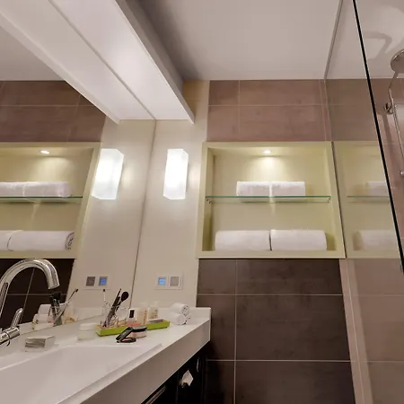 Hotel Indigo - - Victoriaplatz