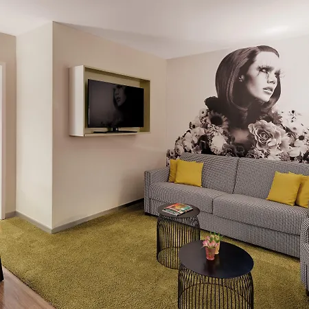 Indigo - - Victoriaplatz Hotel 4*