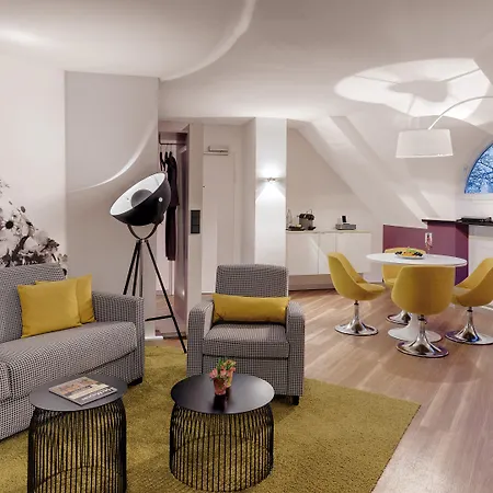 Hotel Indigo - - Victoriaplatz 4*