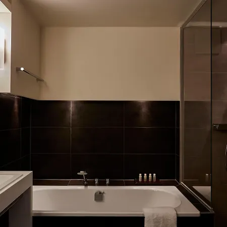 Indigo - - Victoriaplatz 4* Düsseldorf